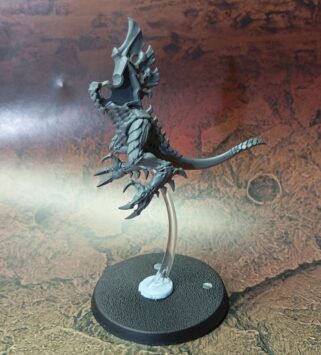 Torso con pierna izquierda